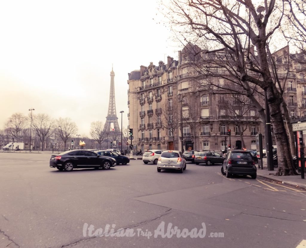 Best places to photograph in paris - The Eiffel Tower from the river side