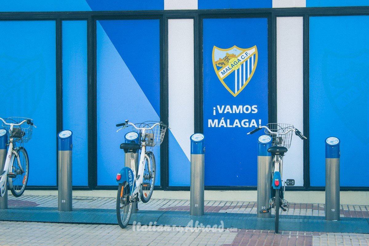 A fantastic way to get around Malaga is renting a public bike. You can rent it just with debit card is also a on a budget way to explore Malaga