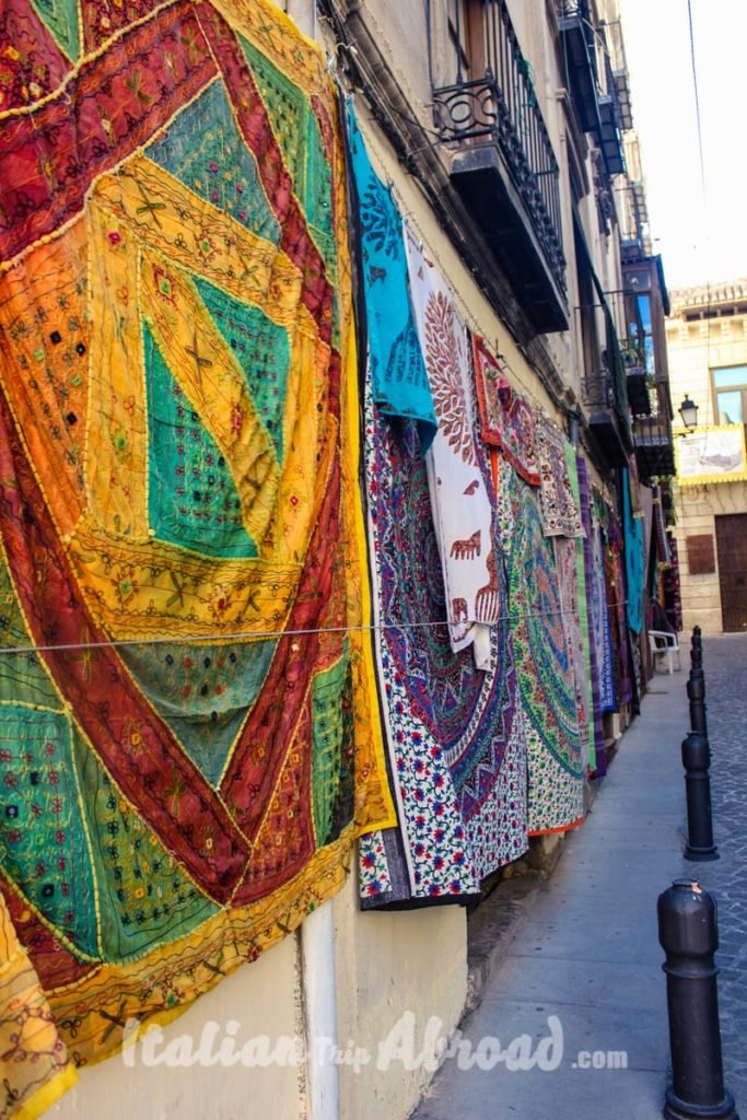 How to Spend 2 days in Granada Spain | 13 things you can’t miss visiting 13 Souvenirs from Granada