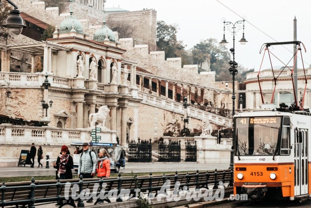 Budapest danube Bank - take a stroll around the Brudapest Riverside