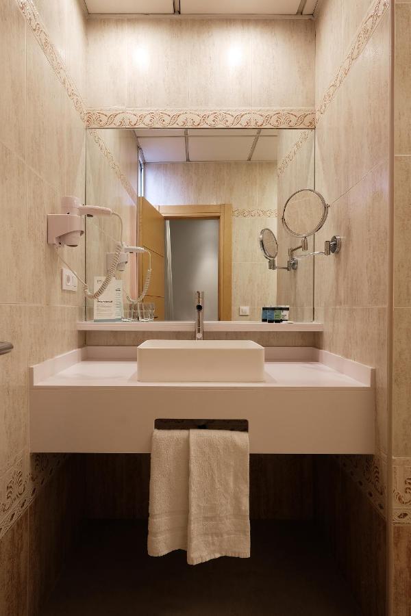 Miravalle Hotel Val Gardena Dolomites background hotel in Italy
