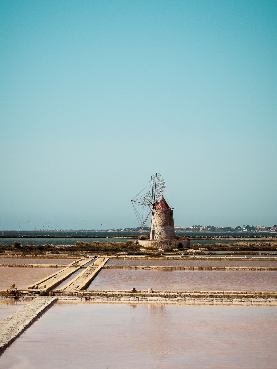 Sicily Travel Guides 1 Sicily travel guides - Saline of Trapani - Salt factories of Trapani