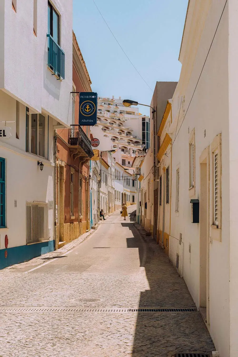 Weekend breaks in Portugal | 10 Perfect locations to visit in Portugal 16 Albufeira narrow alleys in Portugal