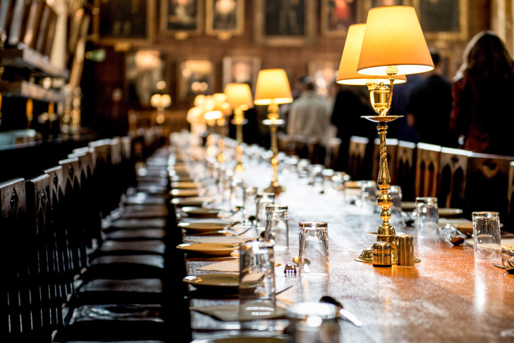 16 Interesting Free Things to do in Oxford | LOCATIONS & MAP 12 The Great Hall of Christ Church in Oxford has been used as location in the Saga Harry Potter