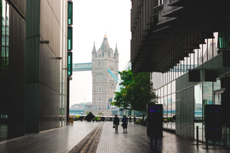 What to do in London Bridge - Admire the beautiful tower bridge