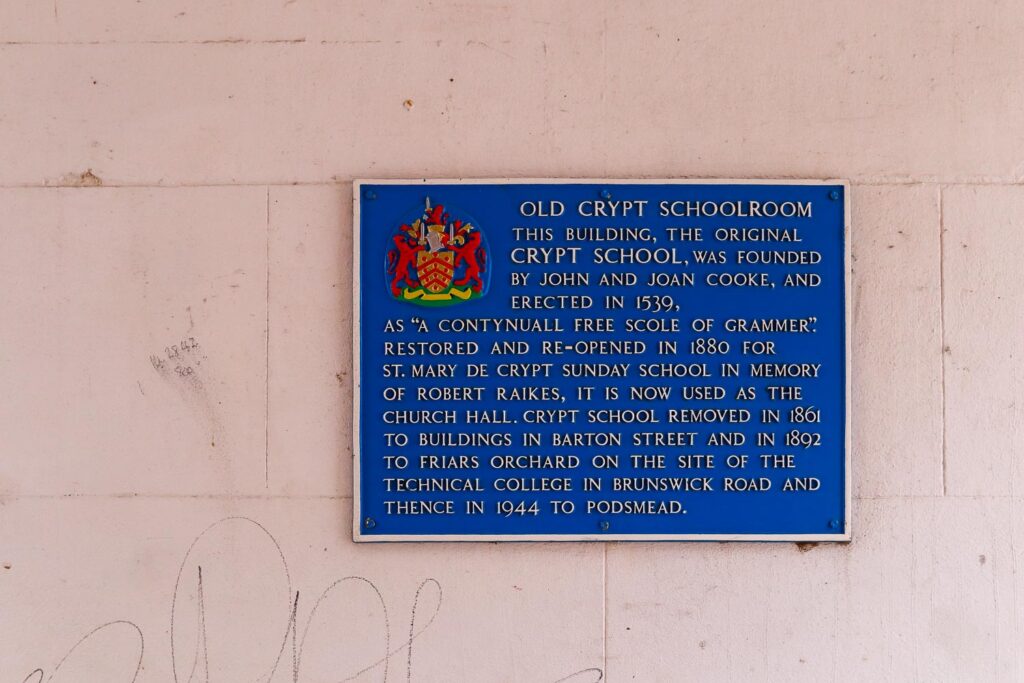 Free pupils school in Gloucester - Gloucester Schoolroom part of the Crypt School