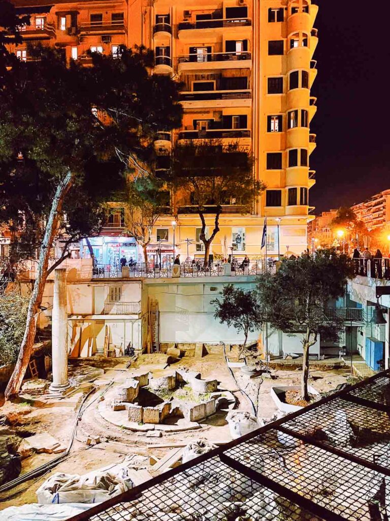 The ruins of Thessaloniki are everywhere, which seems walking in a open air museum and for free
