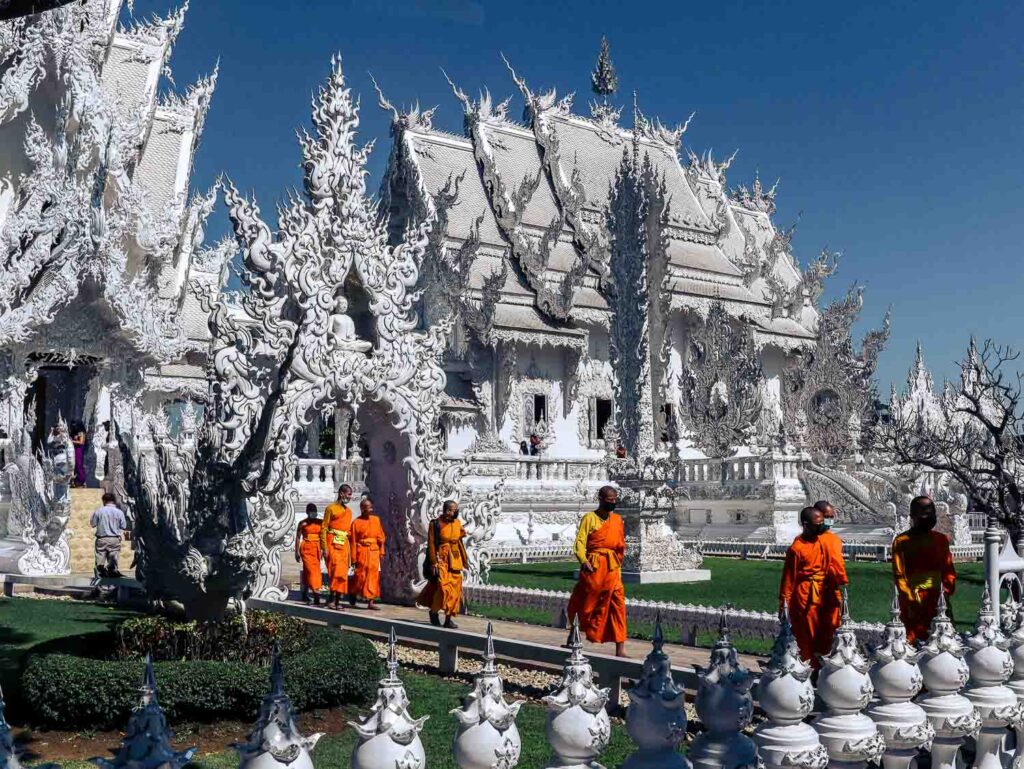 Is Chiang Rai worth visiting? 10 Reasons why you should visit Chiang Rai 2 Monks in Thailand - Chiang Rai White Temples - Is Chiang Rai worth visiting
