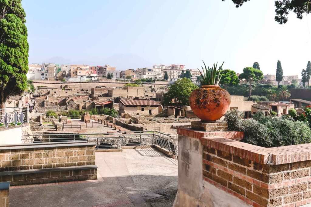 Pompeii vs Herculaneum | Everything you need to know 1 Everything you should know about Herculaneum ruins