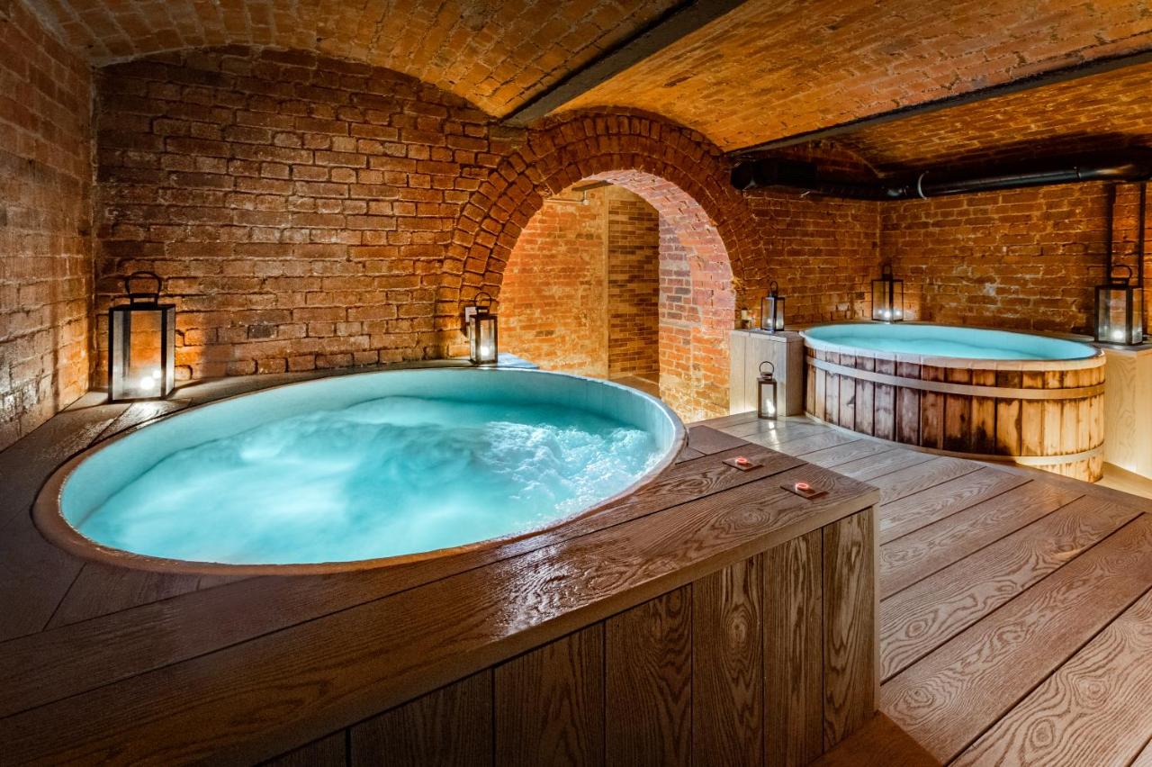 10 Fantastic Brighton seafront hotels to spend a weekend away. 7 Rooms at Miravalle Hotel in Val Gardena