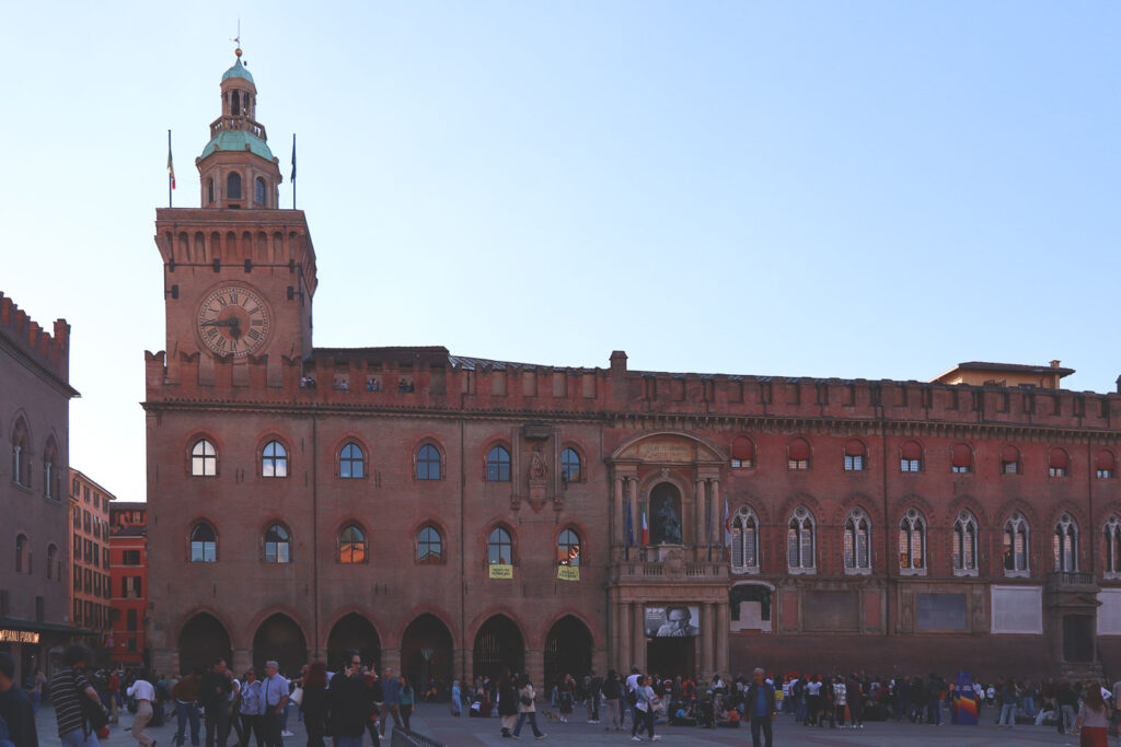 Is Bologna worth visiting? 10 Incredible things to do in Bologna, Italy 2 Bologna University is the first in the world. Before other places start to roll out high education Bologna was already one step ahead. Explore the oldest university in the World - Is worth visiting Bologna?