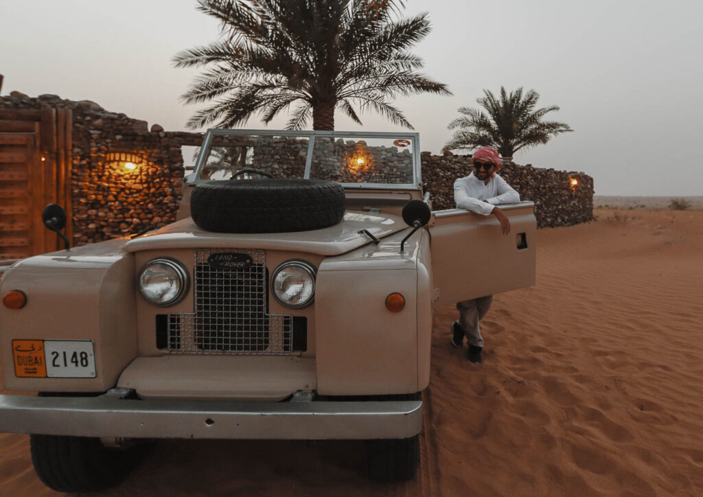 Drive a vintage car in the desert in Dubai
