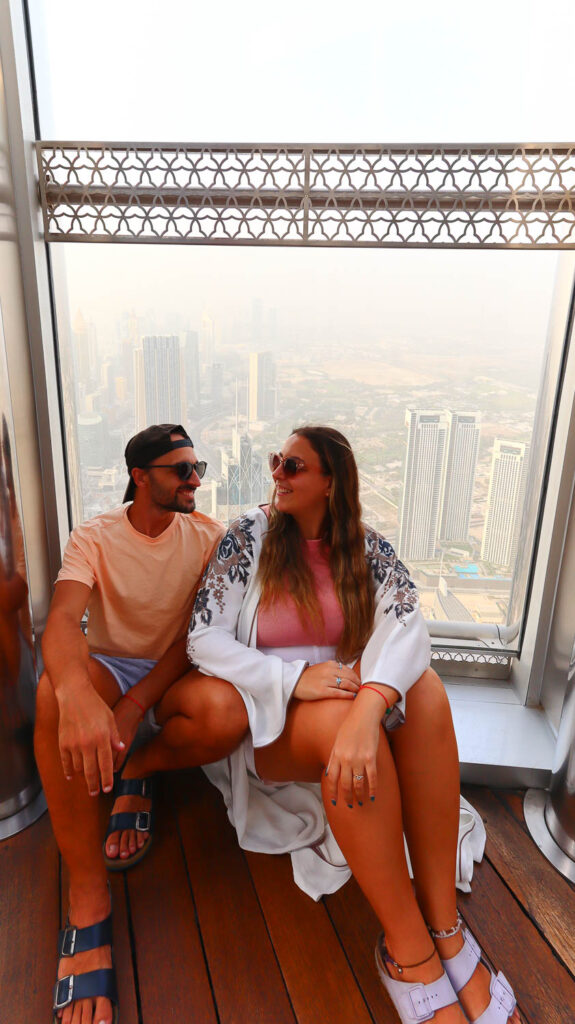Stopover in Dubai on top of the Burj Khalifa the highest buildings in the world - How to spend 3 days in Dubai itinerary