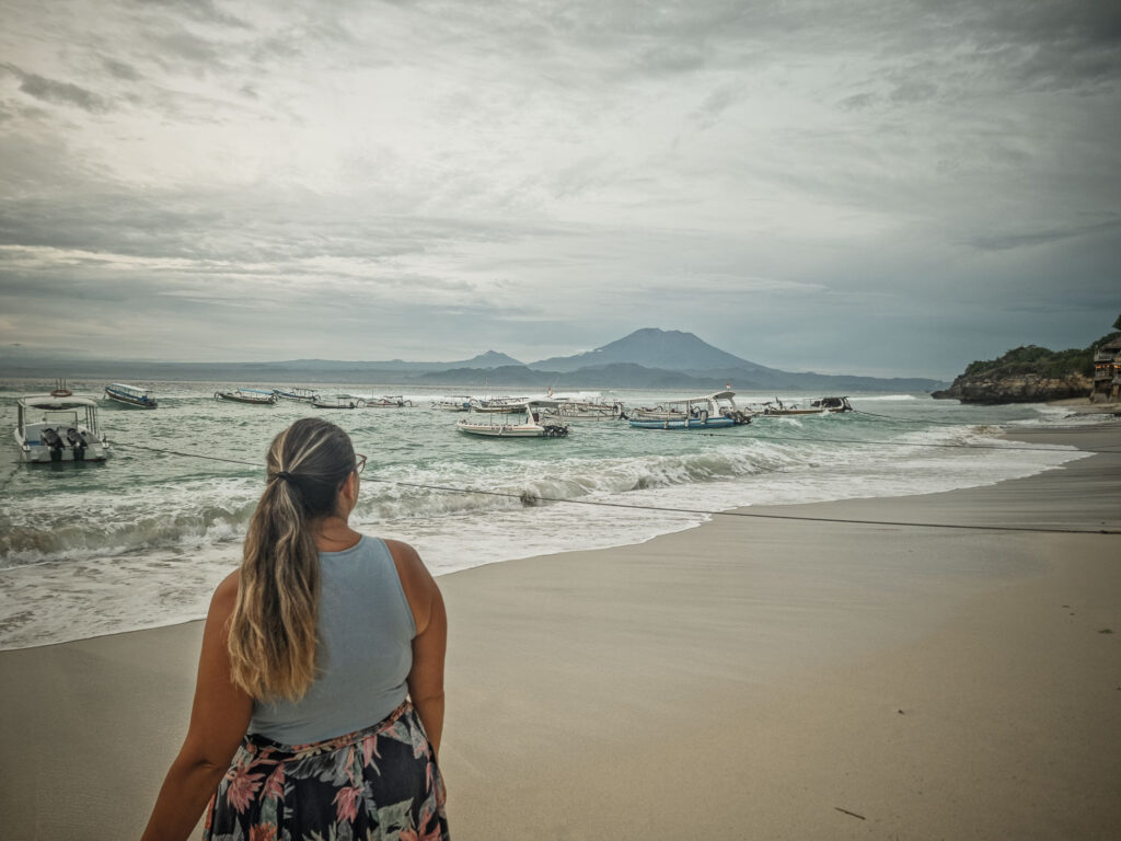 Nusa Lembongna at sunset best photos of the beaches